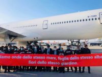 “Siamo onde dello stesso mare, foglie dello stesso albero, fiori dello stesso giardino”. Sbarcata a Malpensa la seconda delegazione di medici e infermieri cinesi