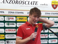 SERIE D, I TOP DELLA DOMENICA – “Santo” Stefanoni, la prima tripletta tra i grandi tiene vivo lo Scanzo