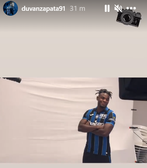 Duvan Zapata sorridente a Zingonia. L’Inter può aspettare: vi pare la faccia di uno che vuole andarsene?