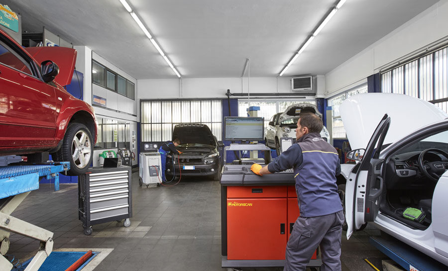 Auto Klima Center Sas al fianco del Gs Massì Supermercati