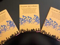 Fresco di stampa LA GENTE DEL CICLISMO. Ecco come averlo comodamente a casa