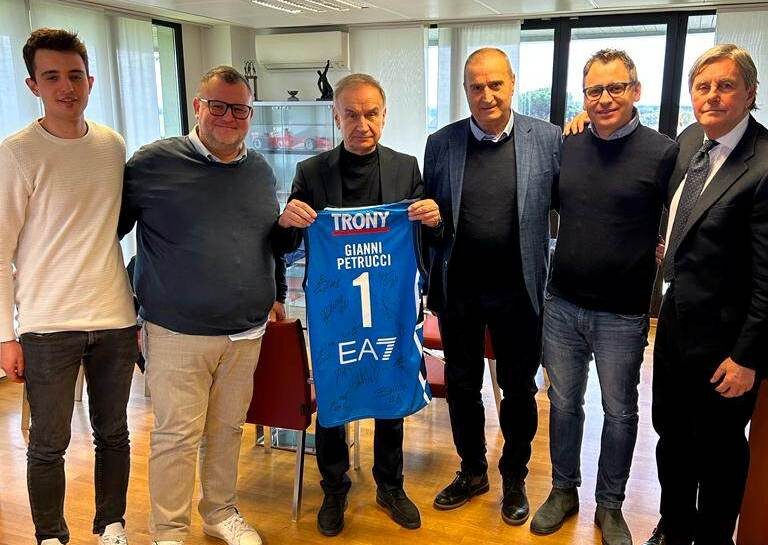 Blu Basket Treviglio in visita a Roma dal presidente Petrucci. Il presidente Mascio: “Il progetto del nuovo palasport è stato accolto con grande entusiasmo”