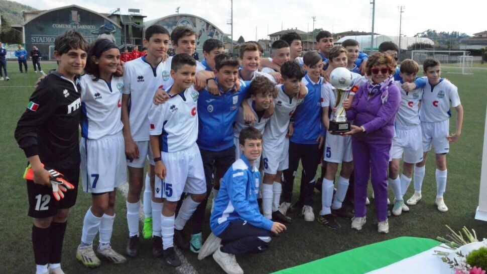 Calcio Giovanile. Il Ponte vince la 36esima edizione del Trofeo De Guz