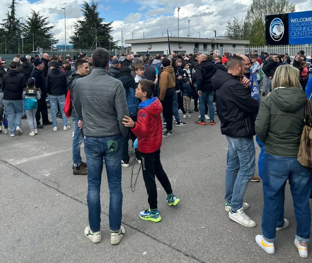 In ottocento a incitare l’Atalanta a Zingonia (foto e video by Capella): Scalvini e CDK saltano Firenze