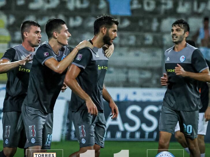 Rosso a Borghini dopo 12′, l’AlbinoLeffe cede solo nel finale alla Torres: Coppa Italia finita