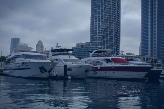 Yachting negli Emirati Arabi Uniti. Che tipo di yacht e come si noleggiano