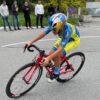 In copertina. Ciclismo, Giovanissimi. La grinta di Erik Gamba, caduto all’ultimo giro dell’ultima corsa dell’anno dopo una stagione da talento assoluto