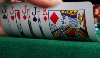 Perché il poker è considerato uno sport mentale?